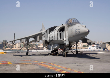 US Marine Corps AV-8B Harrier on board USS Kearsarge Stock Photo