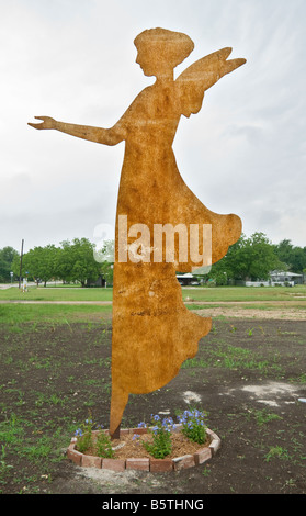 Texas Crawford location of President George W Bush ranch Angel sculpture by artist Lei Hennessy Owen in town center Stock Photo