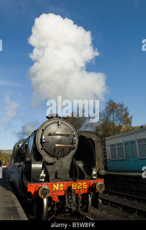 Steam Train No 825 Stock Photo