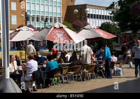 People Outside Costa Coffee Shop Queens Square Crawley Stock Photo