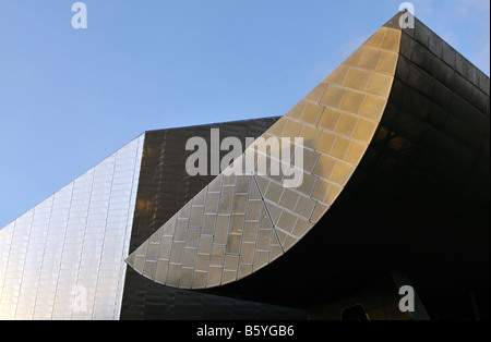 a view of lowry arts center in salford quay manchester Stock Photo