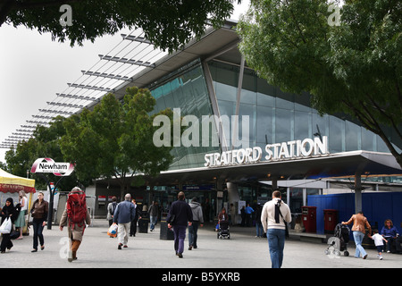 Stratford Underground station Stock Photo, Royalty Free Image: 79284470 ...