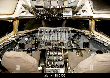 cockpit or flight deck at the front of an aircraft fighter Jet Stock ...