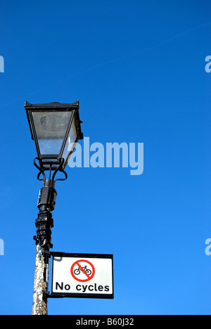 lamppost with no cycles sign, at strand-on-the-green, chiswick, london, england Stock Photo