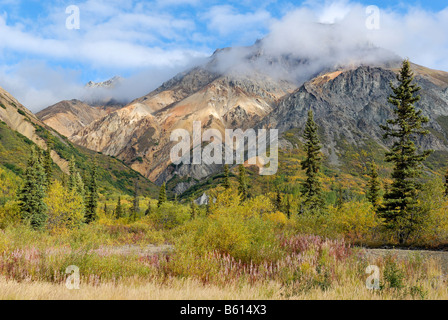 Colourful mountains, Talkeetna Mountains, Glenn Highway, Alaska, USA ...