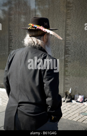 Native American Vietnam veteran at Vietnam Memorial Washington D.C. Stock Photo