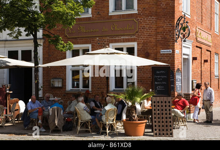Café and restaurant in the dutch quarter of Potsdam, Brandenburg, Germany, Europe Stock Photo