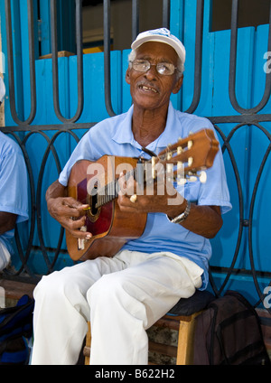 Guitarist in the historic city centre of Havana, Cuba, Caribbean Stock Photo