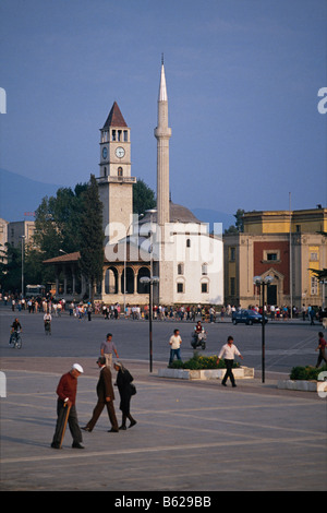 Et'hem Bay Mosque in Skanderbeg Square/ Sheshi Skenderbej, Tirana, Albania 1992 Stock Photo