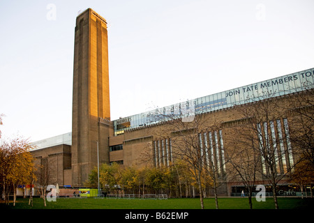 London Tate Modern Museum Stock Photo