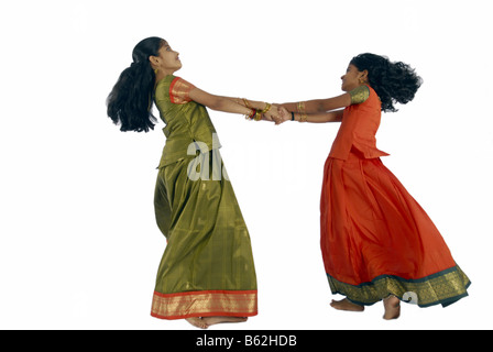 CHILD MODELS FROM KERALA IN TRADITIONAL ATTIRE DURING ONAM Stock Photo