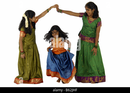 CHILD MODELS FROM KERALA IN TRADITIONAL ATTIRE DURING ONAM Stock Photo