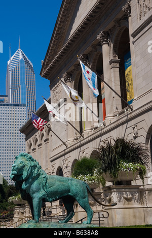 Lion statue in front of US Capitol Building, Washington DC Stock Photo ...