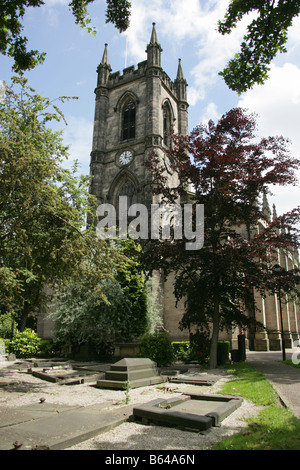 City of Stoke on Trent, England. The early 19th century Trubshaw and Johnson designed St Peter ad Vincula Church. Stock Photo