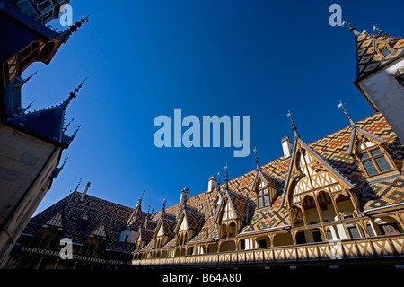 France, Beaune, Burgundy, 'Hospices de Beaune' hospital from 1443. Also called Hotel-Dieu, Now museum. Stock Photo