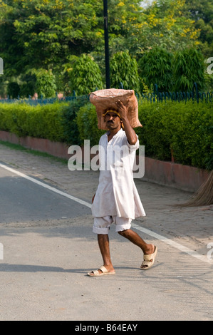 Man on street in Agra. Uttar Pradesh. India Stock Photo