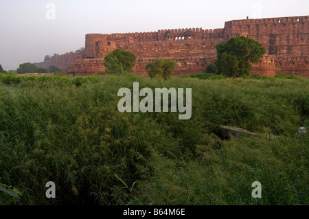 The Red Fort, built by the Moghul emperor Akbar, Agra, Uttar Pradesh, India Stock Photo