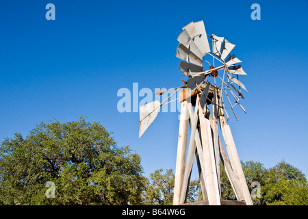 Texas Hill Country, Dixie Dude Ranch, windmill for pumping water for livestock Stock Photo