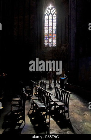 Interior of the Cathar Cathédrale Saint-Just-et-Saint-Pasteur de Narbonne Built 1272, Narbonne, Languedoc-Roussillon, France Stock Photo