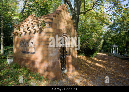 Mausoleum. Nunhead Cemetery. Southwark, London, England, UK Stock Photo