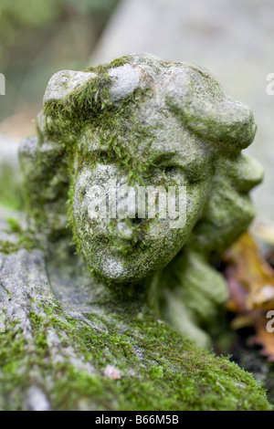 Head of an angel statue. Nunhead Cemetery. Southwark, South London, England, UK Stock Photo