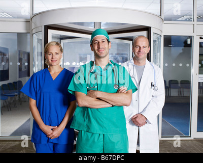 Hospital team in front of entrance Stock Photo