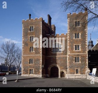 Morton's Tower Gatehouse At Lambeth Palace, London, England Stock Photo ...