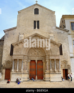 Romanesque stone bas relief on portal of the Saint Trophimus cathedral (1170-1180), Arles, Provence, France Stock Photo