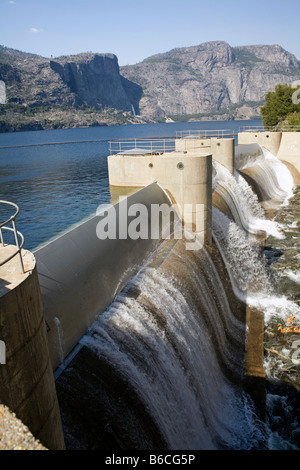 CALIFORNIA - Spillway at O'Shaughnessy Dam and the Hetch Hetchy Reservoir in Yosemite National Park. Stock Photo