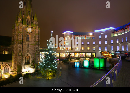 Bullring shopping centre england, st martins square and church, night time lit up, christmas decorations, tree, Stock Photo