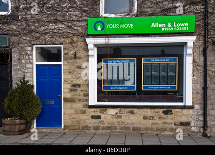 Estate Agency in Leyburn, North Yorkshire, closed as a result of the collapse in house sales. Stock Photo