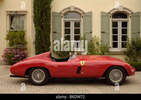 1953 ferrari 375 mm scaglietti spyder side view Stock Photo