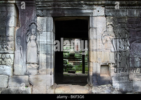 Bas Relief inside Bayon Angkor Thom Temple, Angkor Wat, Cambodia Stock Photo