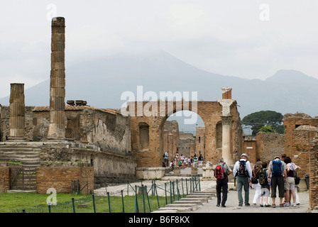 Ruins of the Roman city of Pompeii, Naples, Campania, Italy, Europe Stock Photo