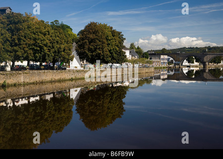 Small town of Chateaulin on the Aulne River, southern Finistère, Brittany, France, Europe Stock Photo