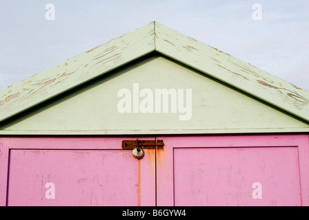 green beach hut door with rusted hinge Stock Photo - Alamy