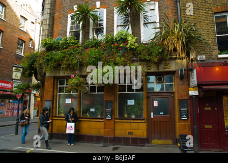 The Blue Posts pub in Berwick Street in Soho in London England UK Stock Photo