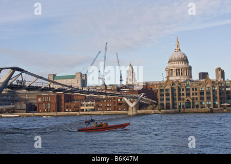 River Thames, Millenium Bridge and St Pauls Cathedral LONDON GB UK Stock Photo