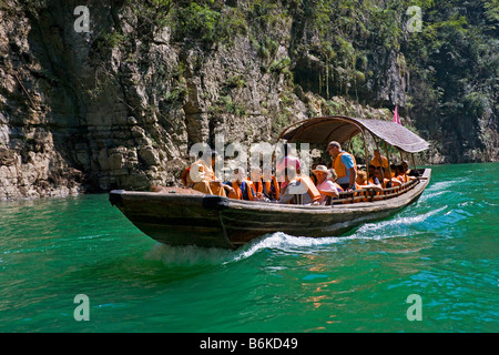 Tourist boat on Daning River in Little Three Gorges Yangzi River China JMH3394 Stock Photo