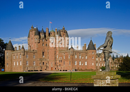 Glamis Castle former royal hunting lodge home of the Bowes Lyon family built in 15th 16th centuries Angus Scotland UK Stock Photo