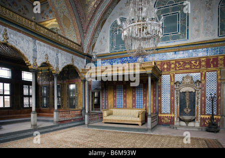 Imperial Hall, the harem, Topkapi Saray Palace, Istanbul, Turkey Stock Photo