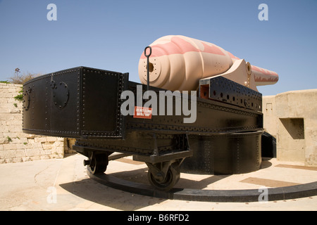 The Armstrong 100 ton gun, Fort Rinella, Kalkara, Malta Stock Photo