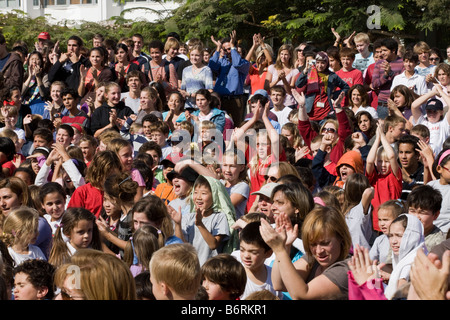 audience watching Stomp cast members performing at Cairo American College, Cairo, Egypt Stock Photo