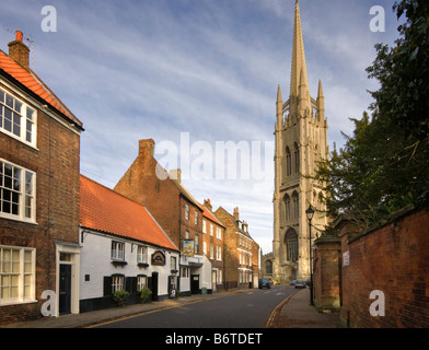 Quiet street in Louth, Parish Church of St James and the Wheatsheaf Pub, Lincolnshire Stock Photo