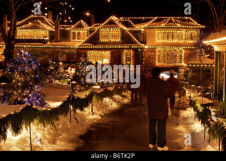 Victoria gardens night hi-res stock photography and images - Alamy