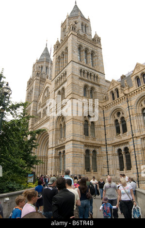 science museum london natural history museums tourist attraction visit visitors visiting exhibition road Stock Photo