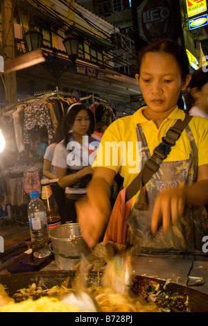 Street market food Bangkok thailand night pad thai Stock Photo