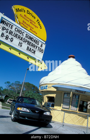 Mel's restaurant is an oddly shaped drive in Florida Stock Photo