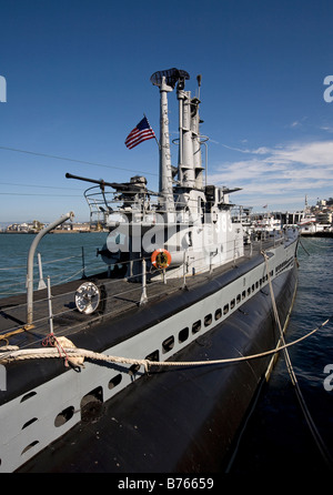 4-inch (102 mm)  50 caliber deck gun aboard USS Pampanito Stock Photo