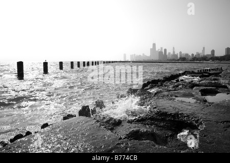 CHICAGO LAKEFRONT NEAR FULLERTON AVENUE CHICAGO ILLINOIS USA Stock Photo